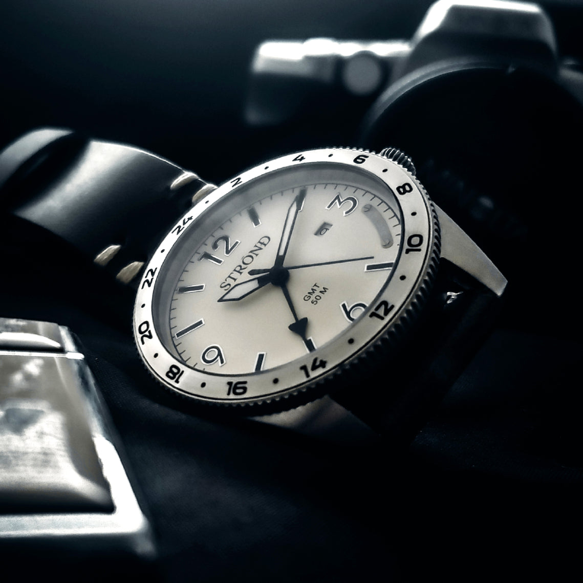 Men's 24H GMT Watch - SSC-101, Cream Dial