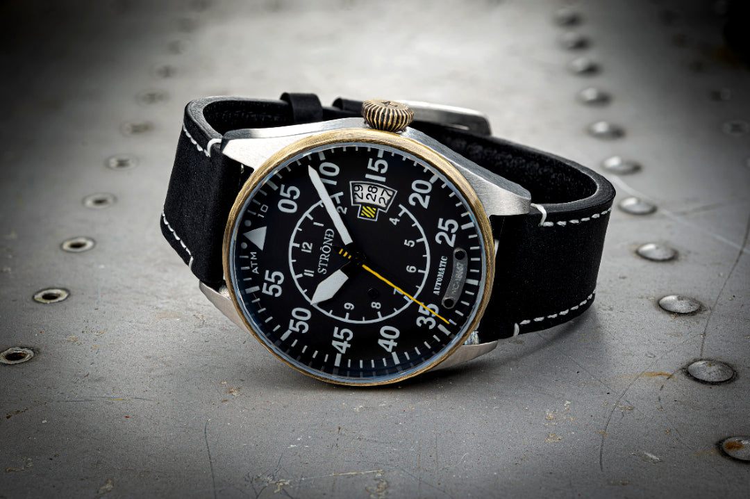 STOND DC-4 Automatic Black Watch
