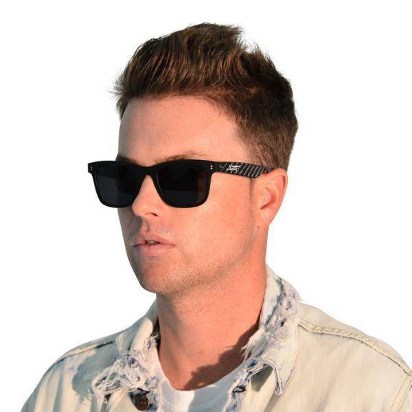 Classic Carbon Fiber Sunglasses